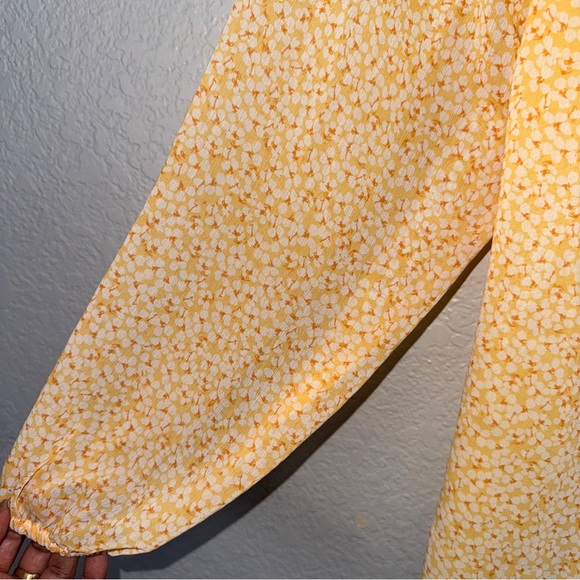 Ann Taylor Floral Sheer‎ Shirt Blouse Top Large Dotted Yellow Blouse Office #cc - Picture 3 of 10